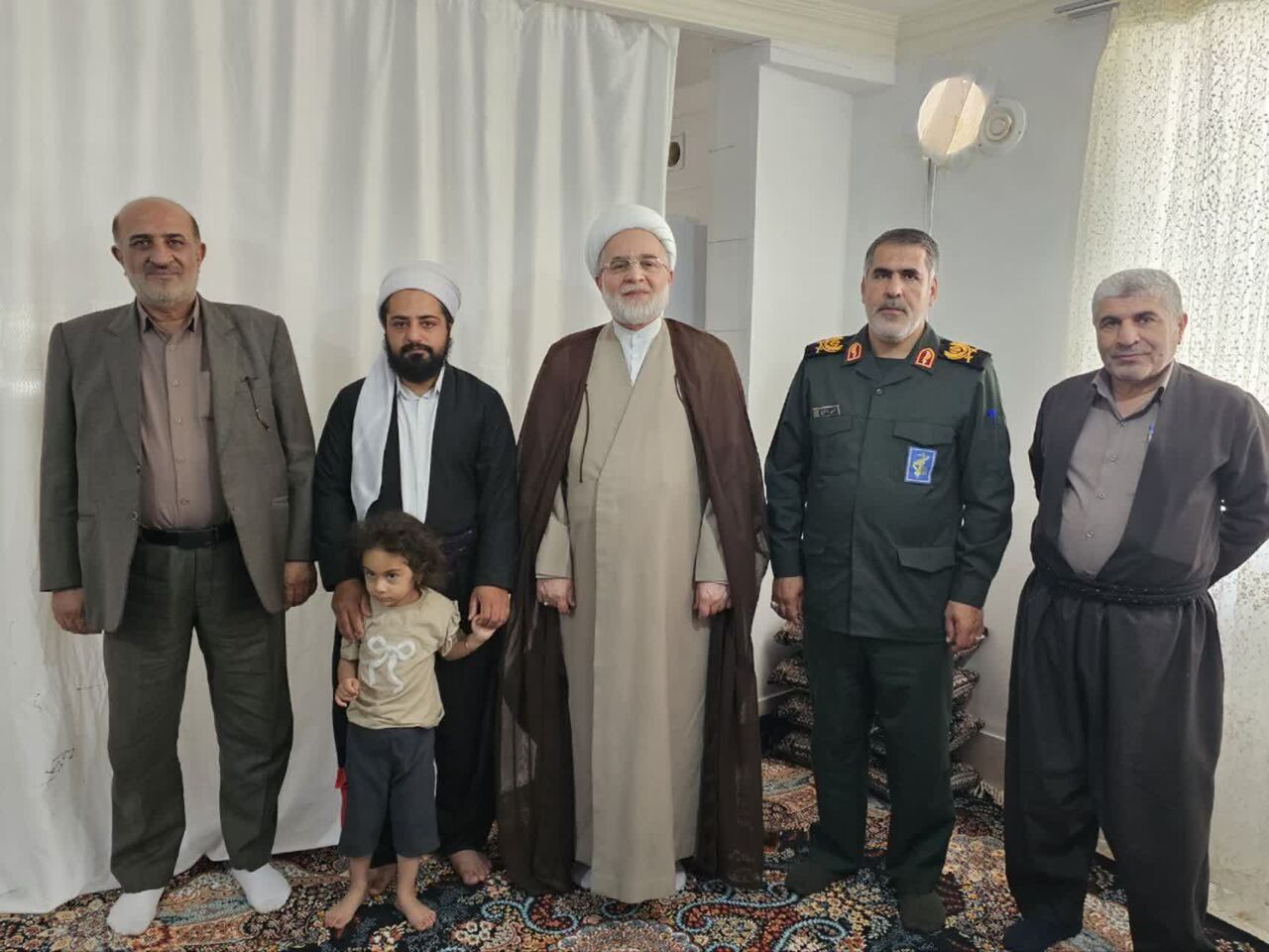 نماینده ولی‌فقیه در کردستان با ماموستایان کلاترزان دیدار کرد
