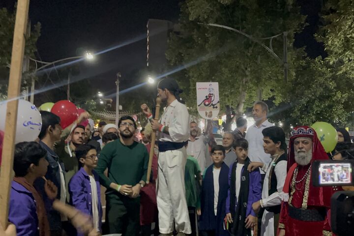 چهارپایه خوانی هنرمندان گلستانی در میدان هنر