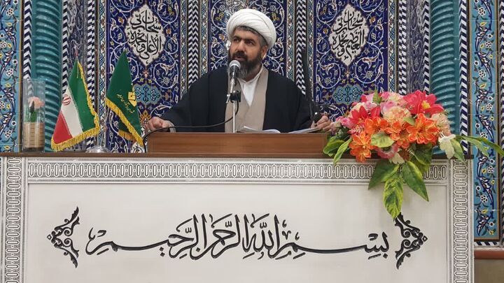 حضور در میادین یک تکلیف قطعی است