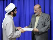 مدرک سطح سه علوم دینی به امام جمعه موقت قروه اعطا شد