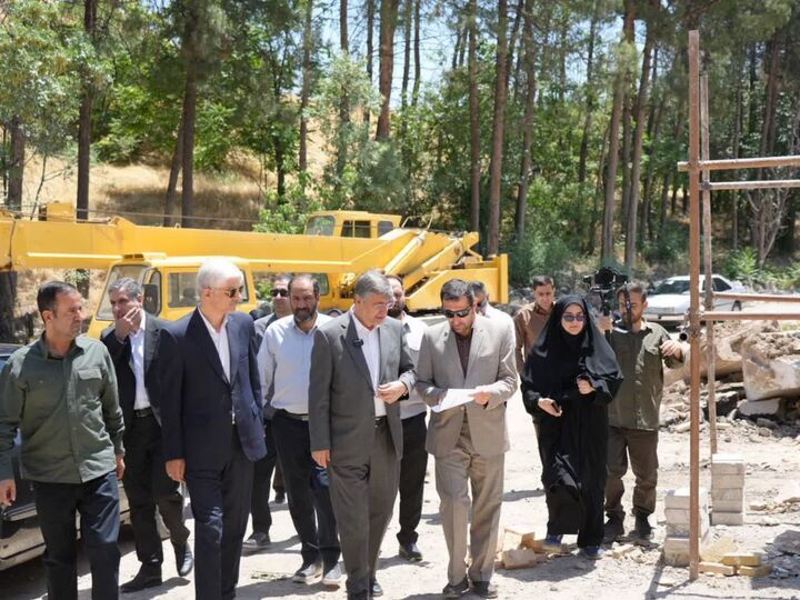 ساماندهی حریم قلعه فلک‌الافلاک باعث توسعه ظرفیت‌های گردشگری مرکز استان می‌شود