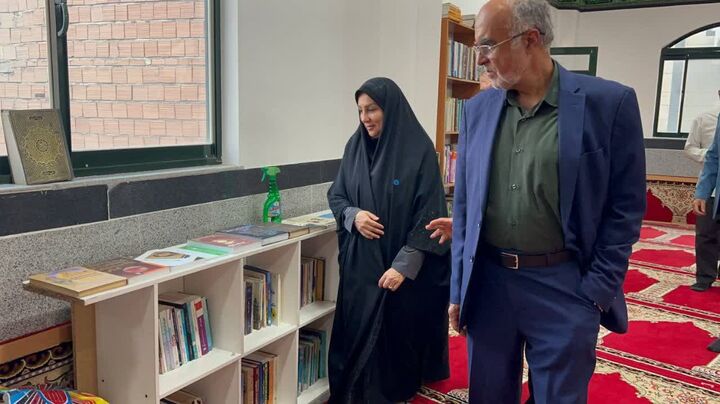 افتتاح کتابخانه مسجدی در محله شهید رجایی قائم‌شهر