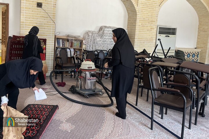 غبارروبی مسجد جامع گلشن گرگان در آستانه ماه محرم