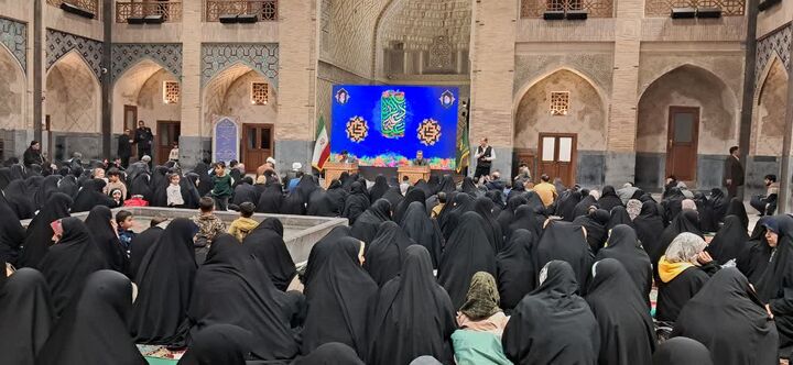 مرکزی قرآنی با ۱۰۰۰ حافظ و ۱۰۰ مربی در مشهدالرضا(ع)