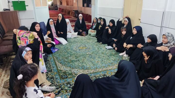 تشکیل هیئت دختران «دهه نودی» در کانون ریحانه الزهرا(س)