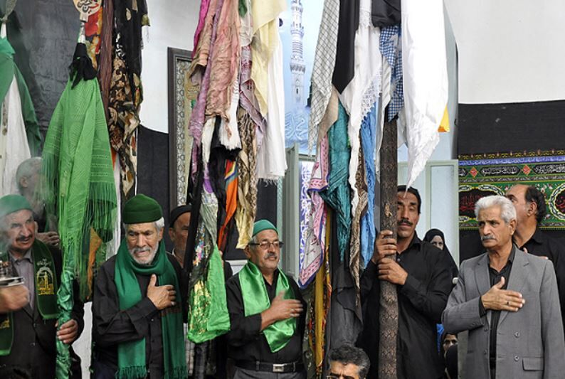 خراسانی‌ها با «علم بندان» به پیشواز محرم رفتند