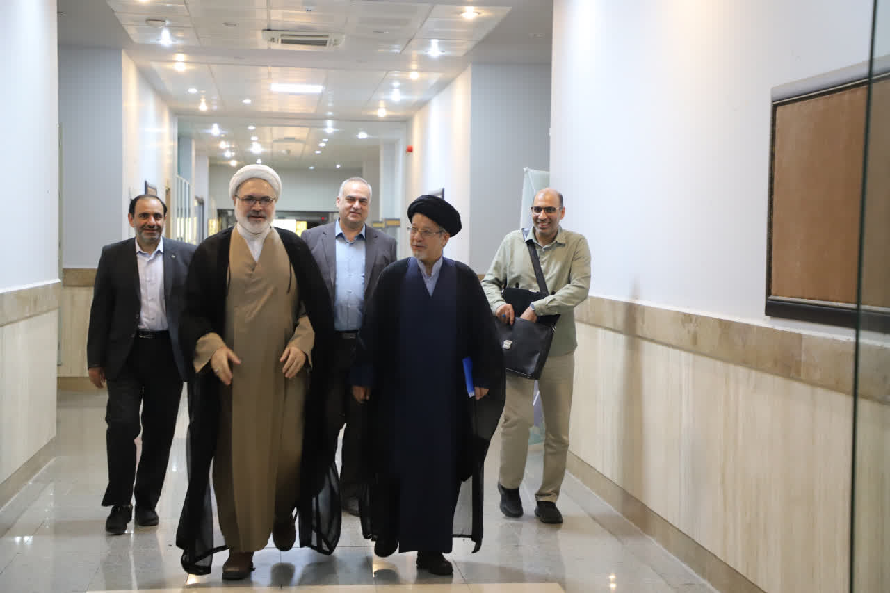 سرمایه دینی علوم انسانی وارد دانشگاه شود/ از نقش علوم انسانی در حکمرانی غافلیم