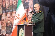 ایران اسلامی با ایمان و وحدت شکست‌ناپذیر است