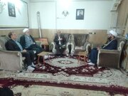 دیدار نماینده ولی فقیه در کردستان با همسر شهید منتشلو