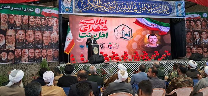 ۵۱ شهید اهل سنت خراسان جنوبی نماد وحدت و همدلی هستند