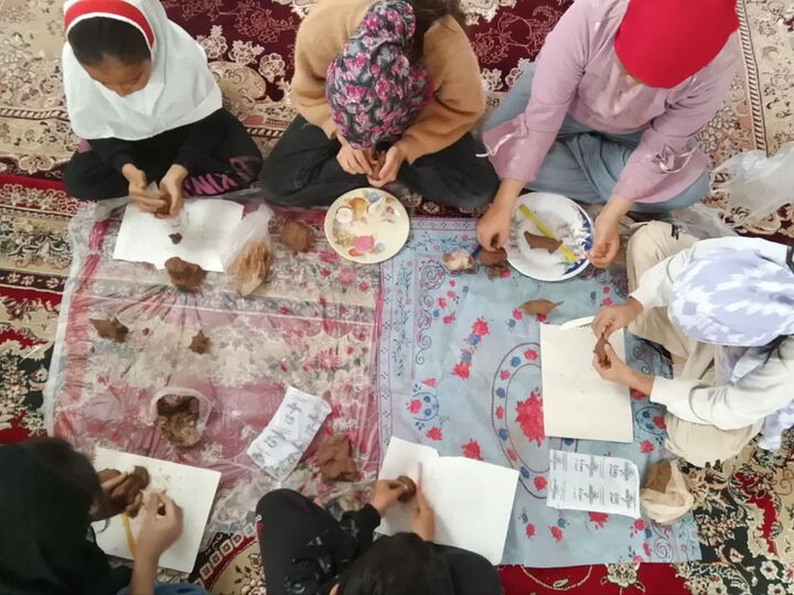 رنگ و خلاقیت در کانون لاله‌های انقلاب قره‌غیبی جان گرفت