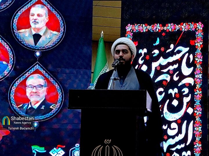 مداحان در محرم امسال آرایش جنگی بگیرند