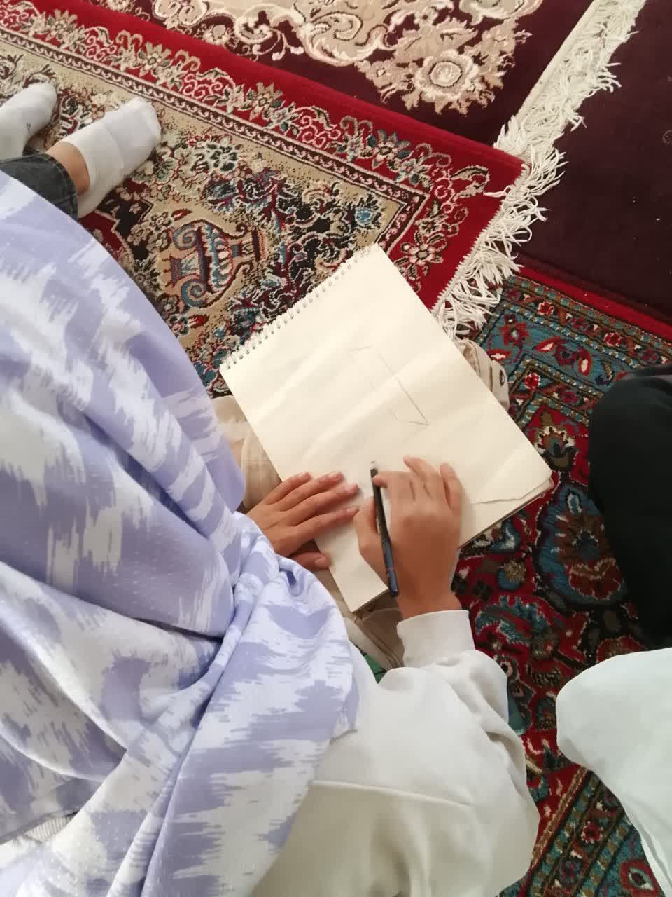رنگ و خلاقیت در کانون لاله‌های انقلاب قره‌غیبی جان گرفت