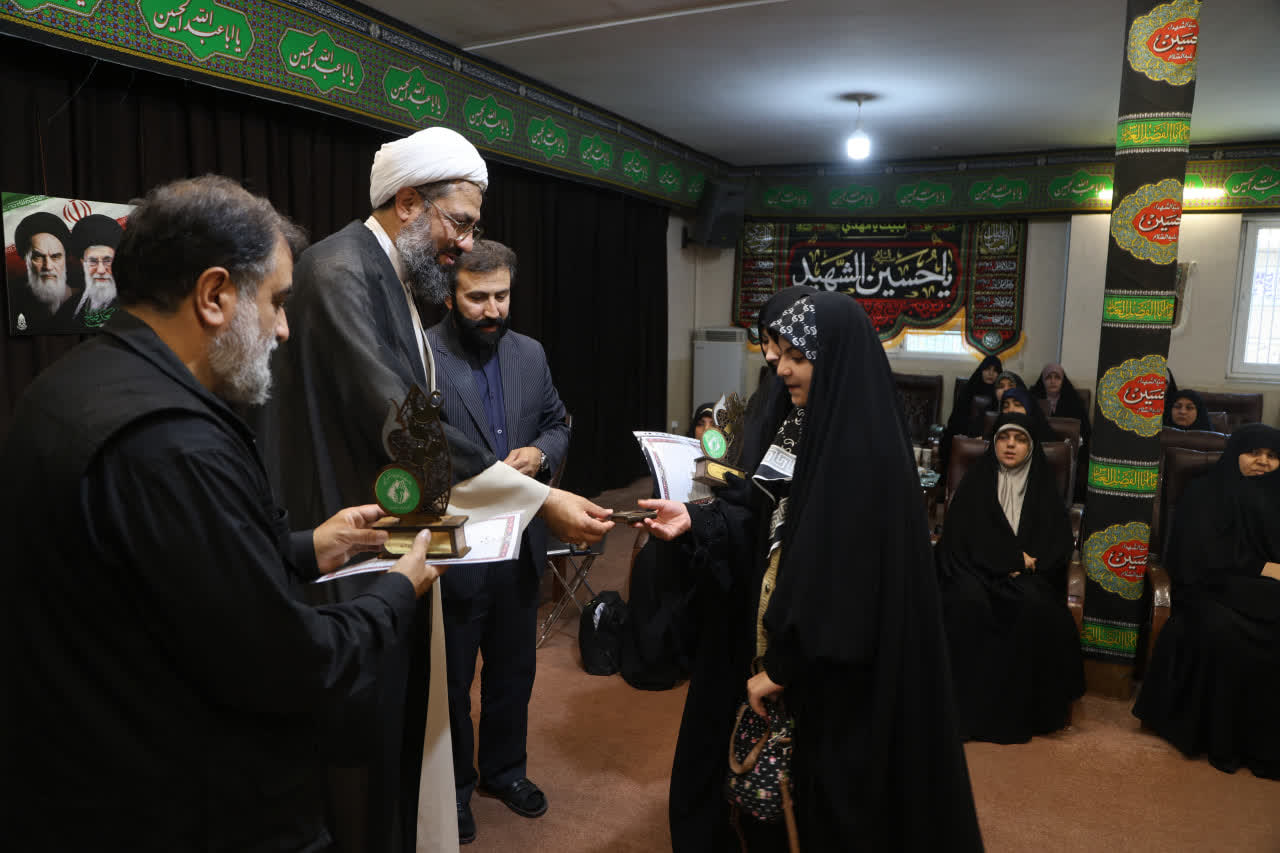 مساجد و محلات ظرفیت ارزشمندی برای برگزاری جشن‌ها و مراسمات هستند