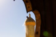 شستشوی مناره‌های حرم امام حسین(ع) در ماه محرم الحرام