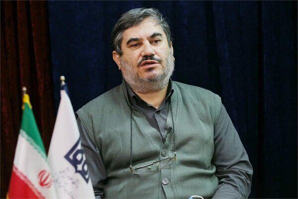 شعر و داستان‌ در شرایط دشوار می تواند ابزار امیدآفرینی و مقاومت فرهنگی باشد