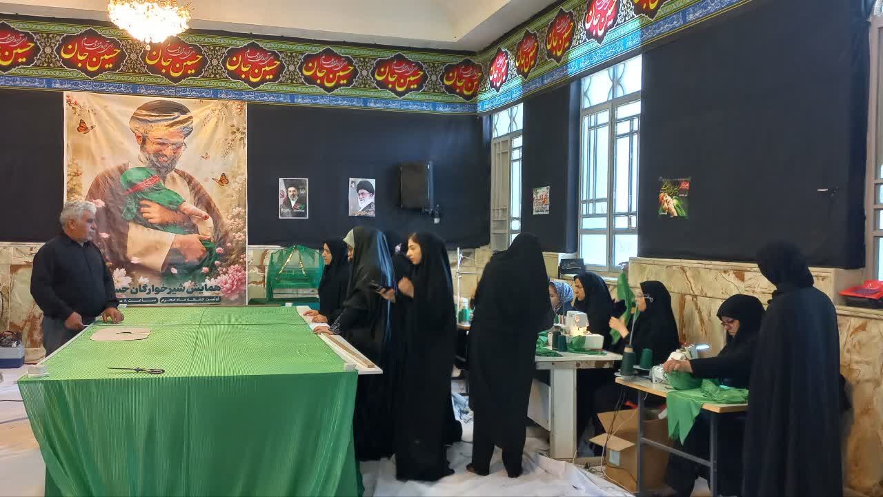 تولید ۲ هزار دست لباس شیرخوارگان حسینی توسط بانوان هنرمند آران و بیدگلی