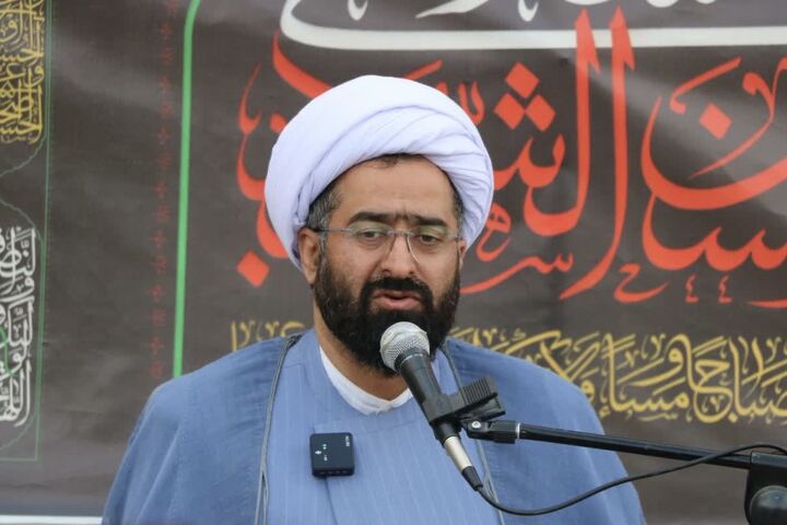 مجالس عزای حسینی کانون انتقال فرهنگ مقاومت و مبارزه با ظلم است