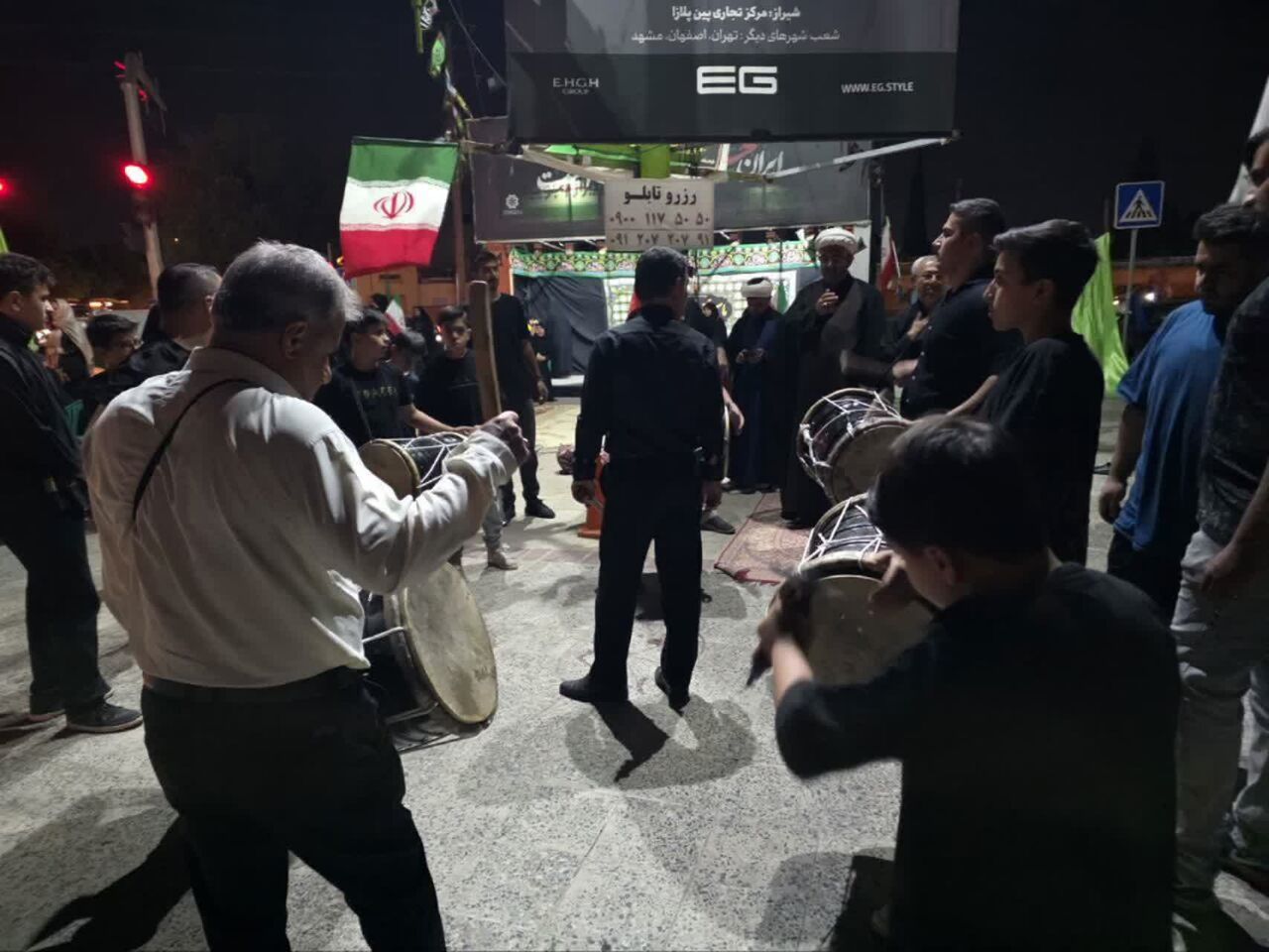 محرم در میدان شهر؛ موکب مسجد امتیاز نو میزبان عزاداران شد
