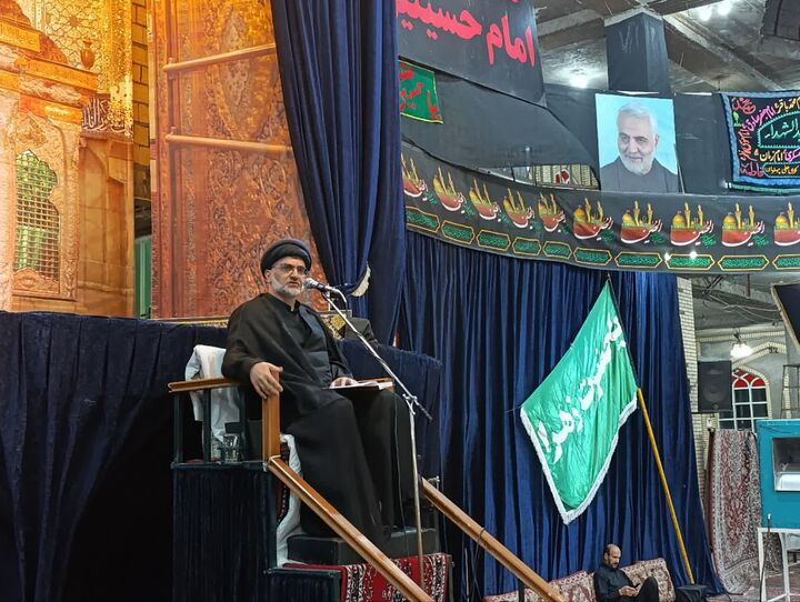 فرهنگ حسینی رمز ایستادگی ملت ایران در برابر دشمنان است
