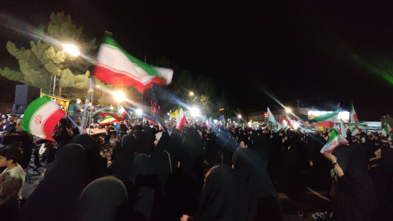 صد و هشتمین شب پایداری؛ اجتماع عزاداران حسینی در بیرجند