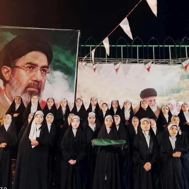 پیوند هنر و عبادت با مدیریت دلسوزانه بانوی فرهنگ‌ساز