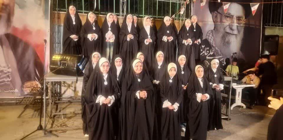 پیوند هنر و عبادت با مدیریت دلسوزانه بانوی فرهنگ‌ساز