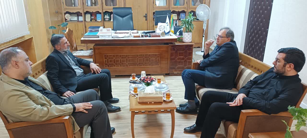 نشست مشترک معاون فرهنگی هنری کانونهای مساجدکشور با مدیرکل فرهنگ و ارشاد اسلامی سمنان برگزار شد