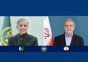 پزشکیان: تلاش‌های پاکستان در حافظه ایران ماندگار خواهدشد/ شهبازشریف: صبر ایرانی‌ها ستودنی است