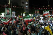 اهتزاز پرچم‌های سرخ انتقام در اجتماع مردم خرم‌آباد