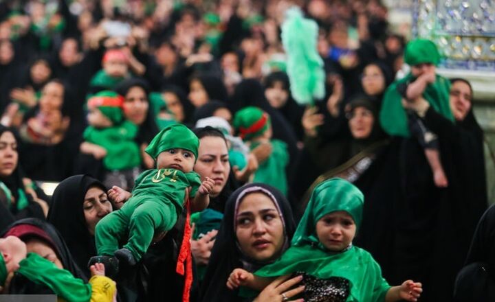 آیین شیرخوارگان حسینی در حرم رضوی