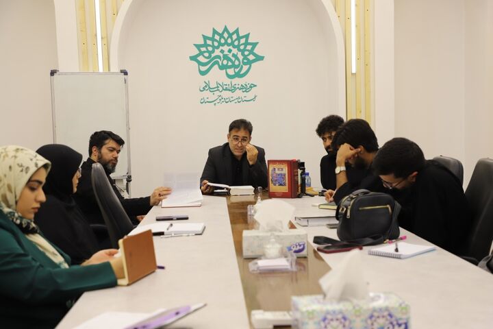 نشست ادبیات کهن با محوریت شاهنامه‌خوانی در زاهدان برگزار شد