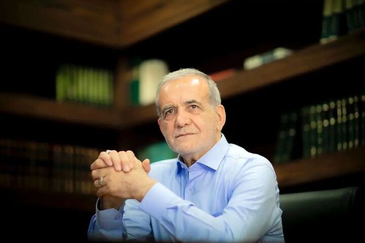 تهدید رئیس‌جمهور از منبر عزاداری بی‌حرمتی به رأی میلیون‌ها ایرانی است