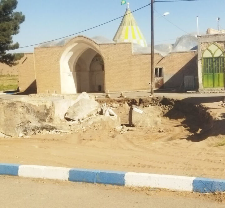 پیگیری حقوقی اداره میراث فرهنگی آران و بیدگل برای تخریب حمام تاریخی روستای یزدلان