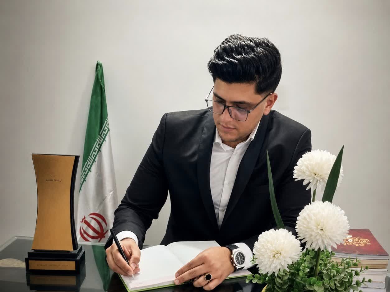 از هیئتهای مذهبی تا شعر انقلاب؛ روایت «حلاجفرد» از مسیر شاعری