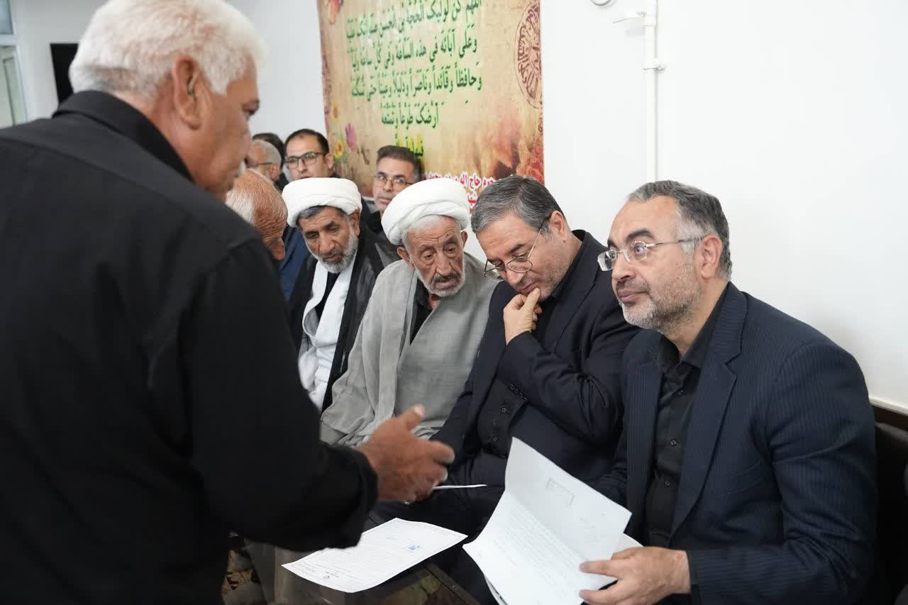 میزی از جنس خدمت در شهدای علیار ارومیه