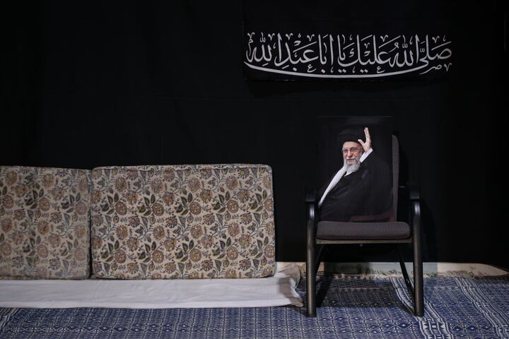 نخستین شب مراسم عزاداری ماه محرم در جوار محل عروج ملکوتی قائد شهید