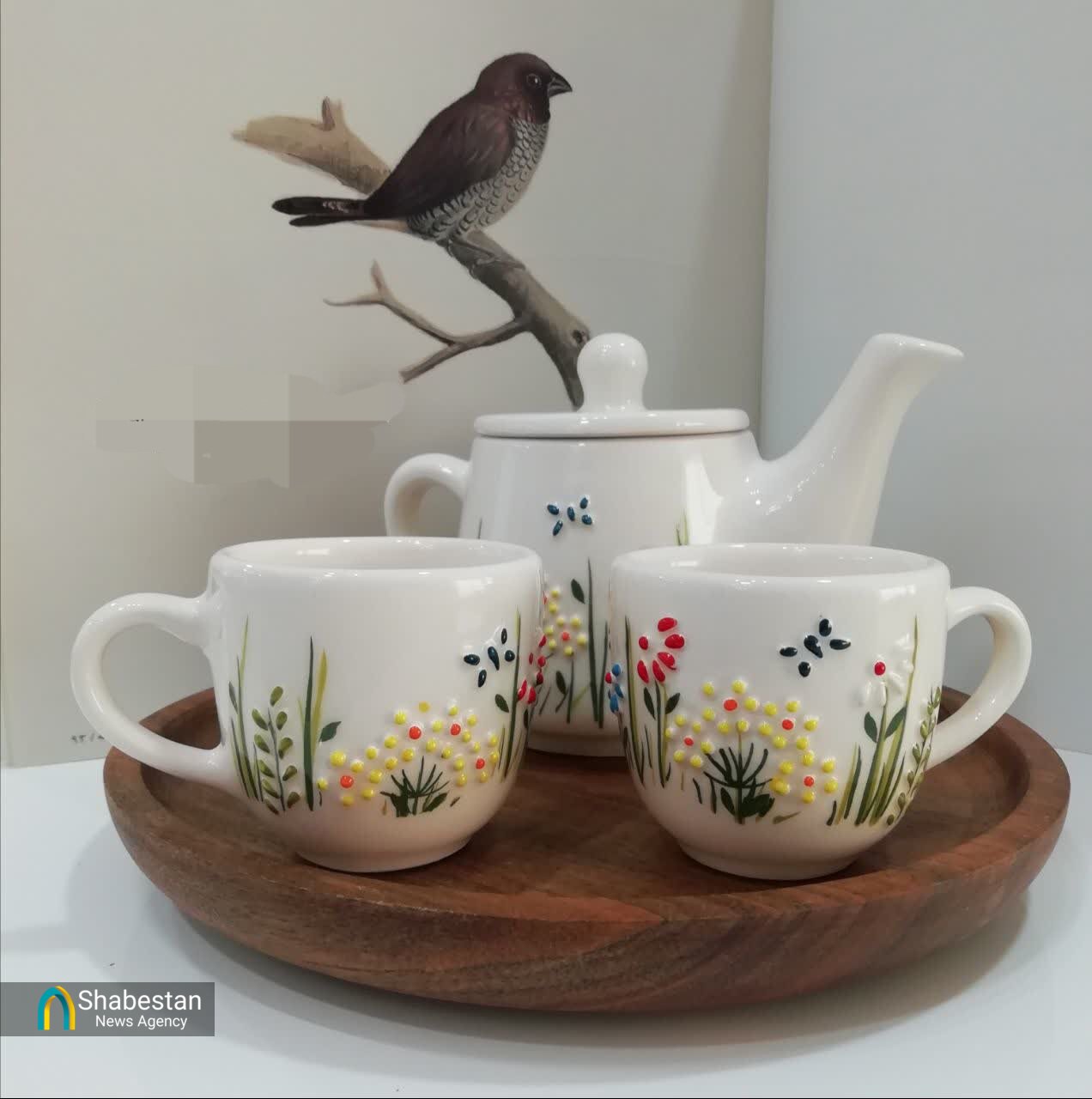 هنرمند بیرجندی که هنرهای مختلف را در قالب سرامیک ماندگار کرد