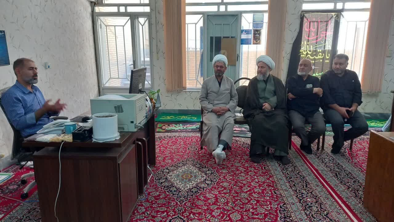دیدار امام جمعه آران و بیدگل با کارکنان تبلیغات اسلامی به مناسبت سالروز تأسیس این سازمان