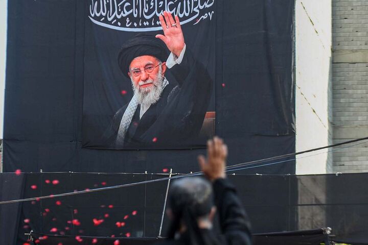 نوحه‌خوانی وداع امام حسین(ع) با علی اکبر؛ بعد از پسر دل پدر آماج تیغ شد
