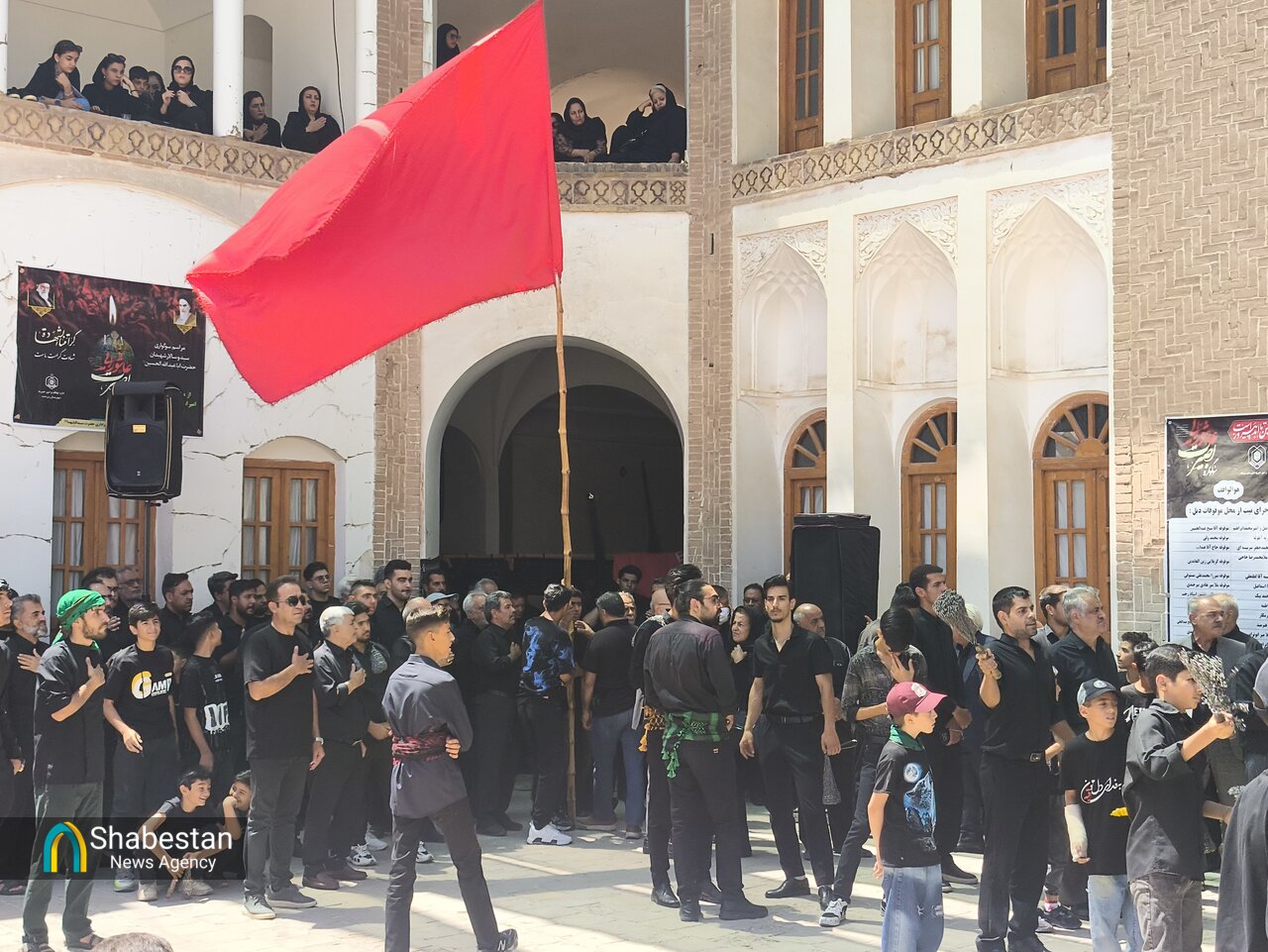 قلب تپنده عزاداری بیرجند؛ اجتماع بزرگ هیئت‌ها در حسینیه امام رضا(ع)