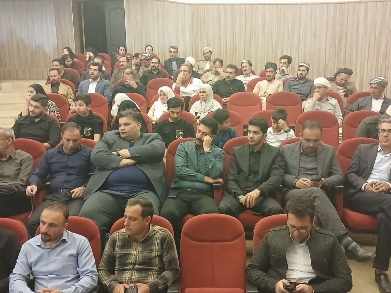 برگزاری محفل انس با قرآن «سبط‌النبی» در دیواندره