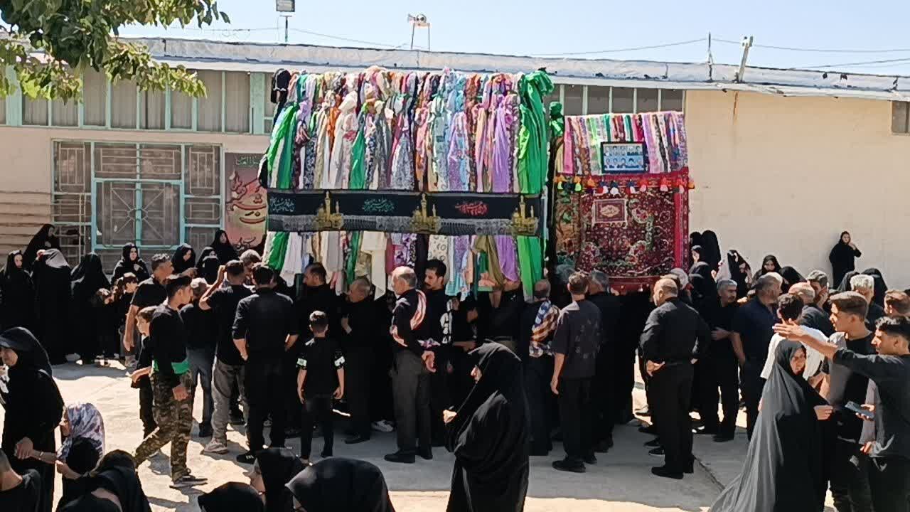 روایت یک میراث عاشورایی؛ نخل‌گردانی، میراث ماندگار محرم در آباده