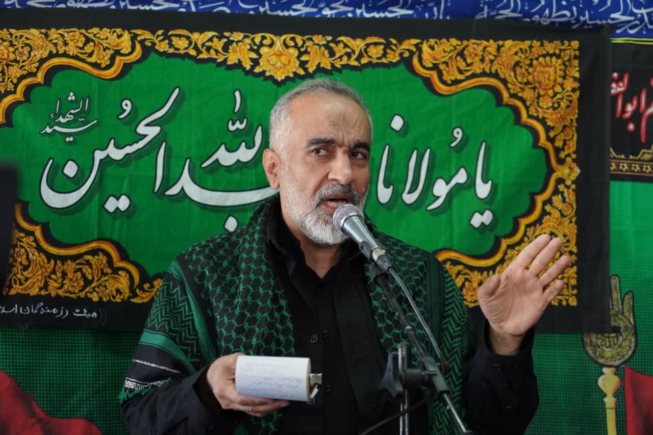 عاشورا؛ حماسه‌ای که اسلام را از انحراف نجات داد