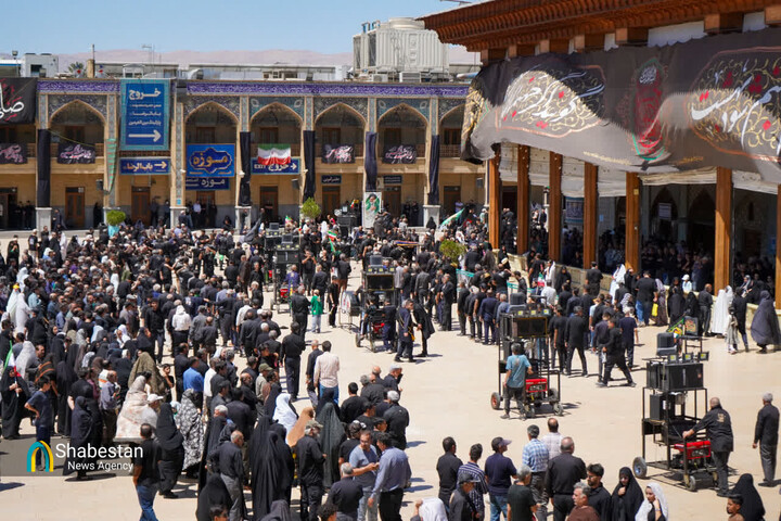 شاهچراغ(ع) در سوگ برادر؛ حرم یکپارچه رضوی شد
