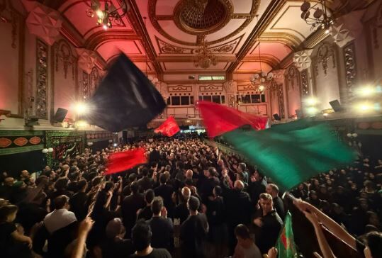 پرچم عاشورا در قلب اروپا به اهتزاز درآمد+ فیلم