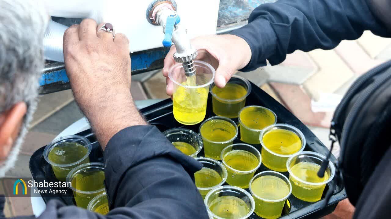 کردستان در سوگ عاشورا؛ از نوای «یا حسین(ع)» در کوچههای شهر تا نذر مهربانی در مسیر عزاداران