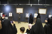«زنگ آخر» در گالری فکه به صدا درآمد/روایت مقاومت در قاب هنر