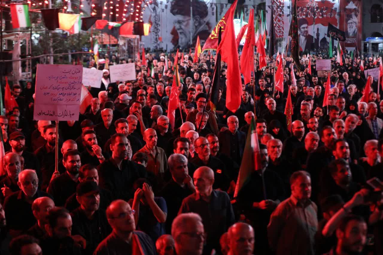 راه برونرفت از مشکلات کشور «مقاومت، ایرانِ قوی» است