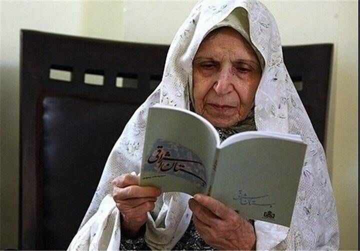 بانوی غزل‌های ایمان؛ شاعری که شعر انقلاب را زنانه سرود